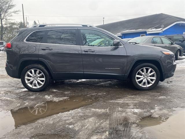 Used 2016 Jeep Cherokee For Sale in Mechanicville, NY