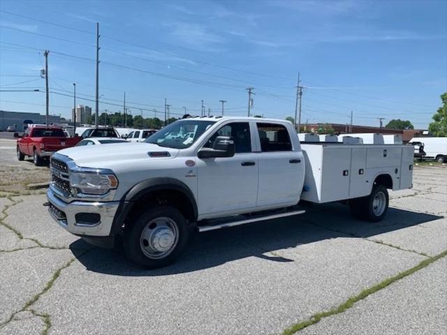 2024 RAM Ram 4500 Chassis Cab RAM 4500 TRADESMAN CHASSIS CREW CAB 4X4 84 CA