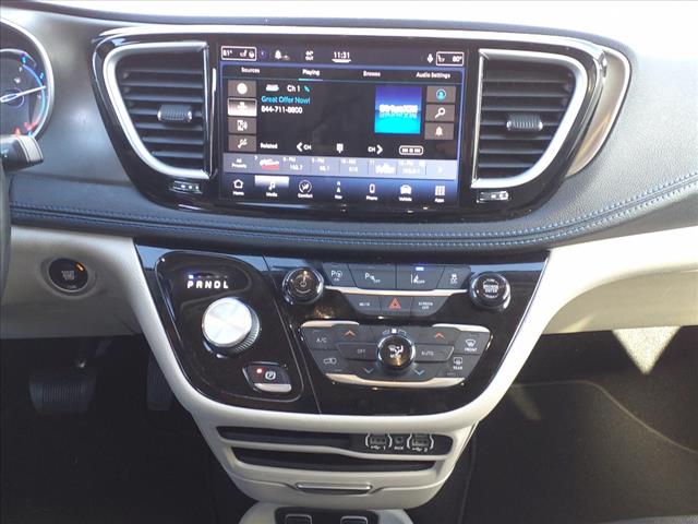 2021 Chrysler Pacifica Hybrid Touring L