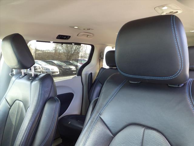 2021 Chrysler Pacifica Hybrid Touring L