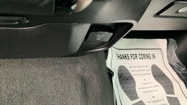 2020 Ram 1500 Laramie Crew Cab 4x2 57 Box