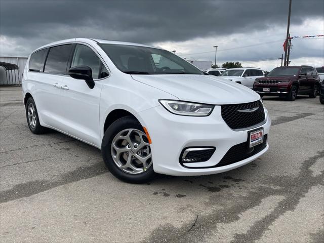 2024 Chrysler Pacifica PACIFICA LIMITED