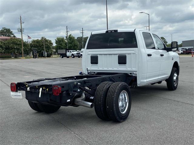 2024 RAM Ram 3500 Chassis Cab RAM 3500 TRADESMAN CREW CAB CHASSIS 4X2 60 CA