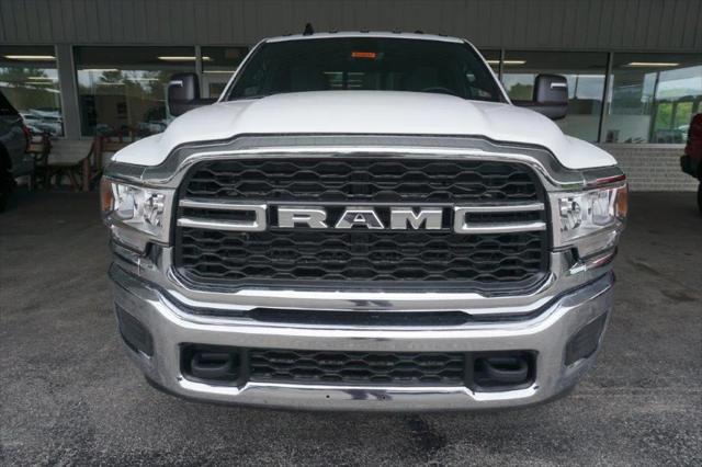 2024 RAM Ram 3500 RAM 3500 TRADESMAN CREW CAB 4X4 8 BOX