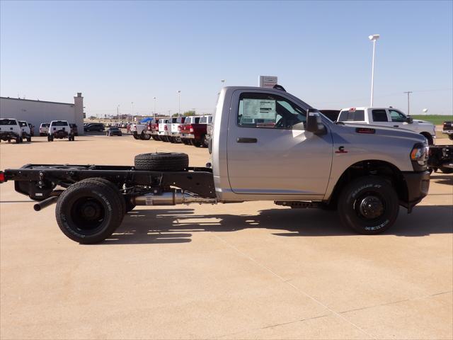 2024 RAM Ram 3500 Chassis Cab RAM 3500 TRADESMAN CHASSIS REGULAR CAB 4X4 60 CA