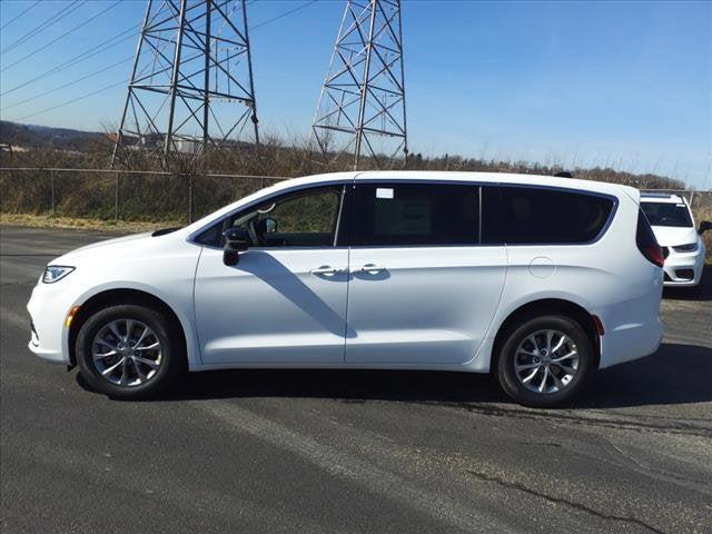 2024 Chrysler Pacifica PACIFICA TOURING L AWD