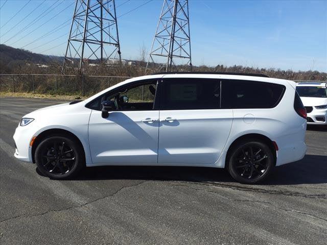 2024 Chrysler Pacifica PACIFICA LIMITED AWD