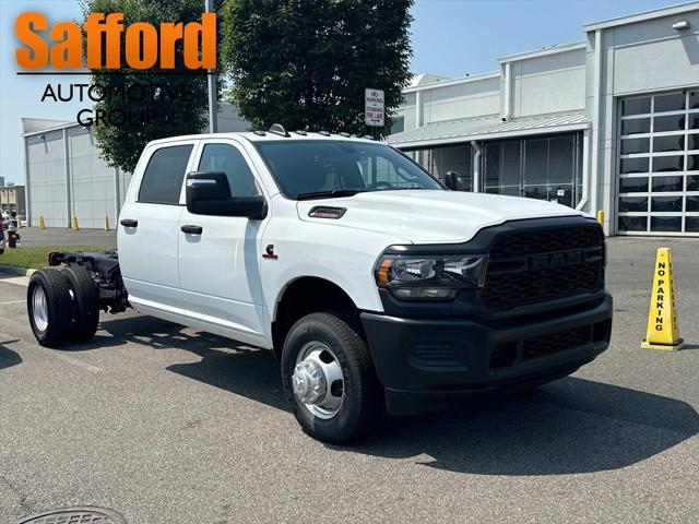 2024 RAM Ram 3500 Chassis Cab RAM 3500 TRADESMAN CREW CAB CHASSIS 4X2 60 CA