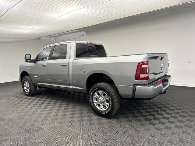 2024 RAM Ram 3500 RAM 3500 LARAMIE CREW CAB 4X4 64 BOX