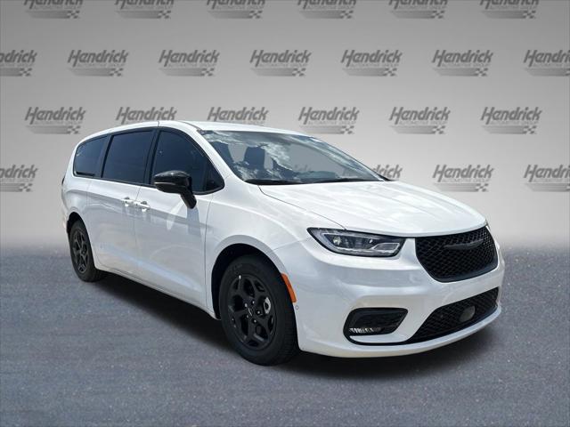 2024 Chrysler Pacifica Hybrid PACIFICA PLUG-IN HYBRID S APPEARANCE