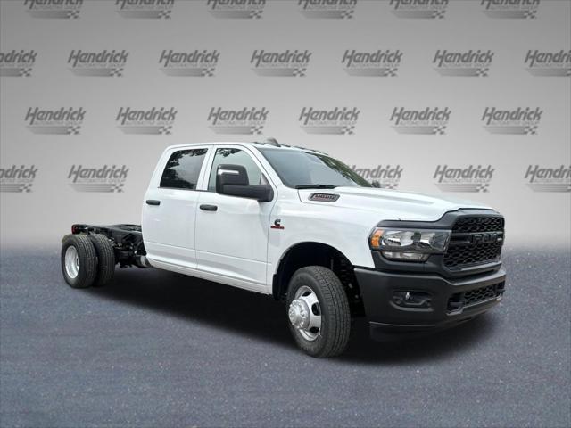 2024 RAM Ram 3500 Chassis Cab RAM 3500 TRADESMAN CREW CAB CHASSIS 4X2 60 CA