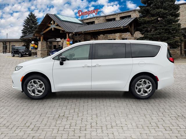 2024 Chrysler Pacifica PACIFICA LIMITED AWD