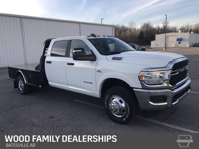 2024 RAM Ram 3500 Chassis Cab RAM 3500 SLT CREW CAB CHASSIS 4X4 60 CA