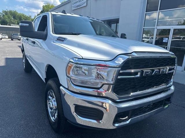 2024 RAM Ram 2500 RAM 2500 TRADESMAN CREW CAB 4X4 64 BOX