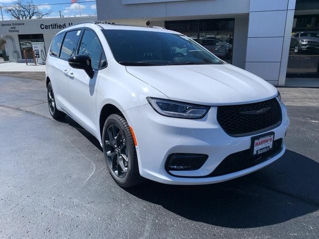 2024 Chrysler Pacifica PACIFICA LIMITED AWD