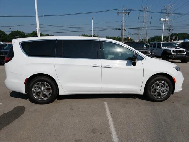 2024 Chrysler Pacifica PACIFICA LIMITED AWD