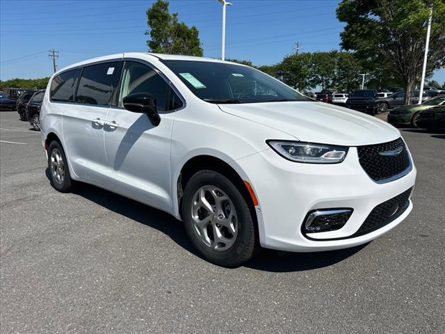 2024 Chrysler Pacifica PACIFICA LIMITED AWD