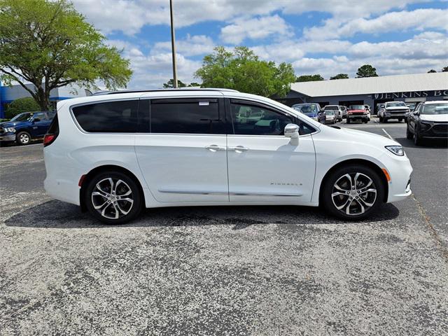 2024 Chrysler Pacifica PACIFICA PINNACLE