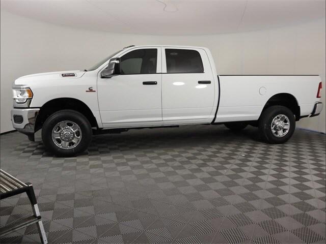 2024 RAM Ram 2500 RAM 2500 TRADESMAN CREW CAB 4X4 8 BOX