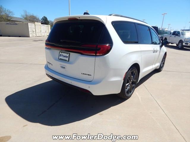 2024 Chrysler Pacifica PACIFICA LIMITED