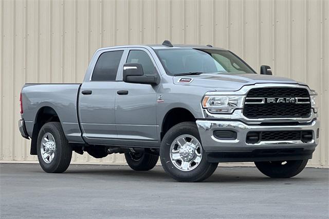 2024 RAM Ram 3500 RAM 3500 TRADESMAN CREW CAB 4X4 64 BOX