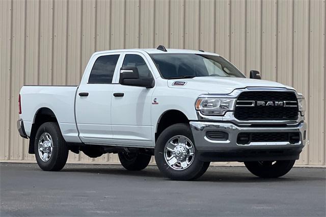 2024 RAM Ram 3500 RAM 3500 TRADESMAN CREW CAB 4X4 64 BOX