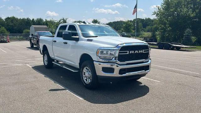 2024 RAM Ram 2500 RAM 2500 TRADESMAN CREW CAB 4X4 64 BOX