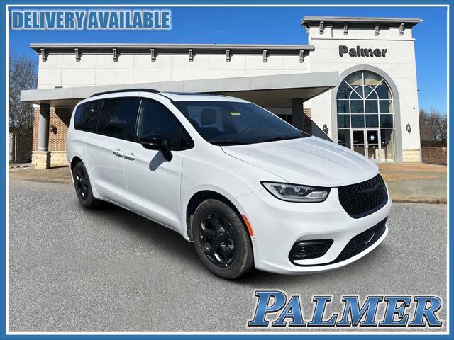 2024 Chrysler Pacifica Hybrid PACIFICA PLUG-IN HYBRID PREMIUM S APPEARANCE