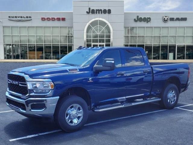 2024 RAM Ram 3500 RAM 3500 TRADESMAN CREW CAB 4X4 64 BOX