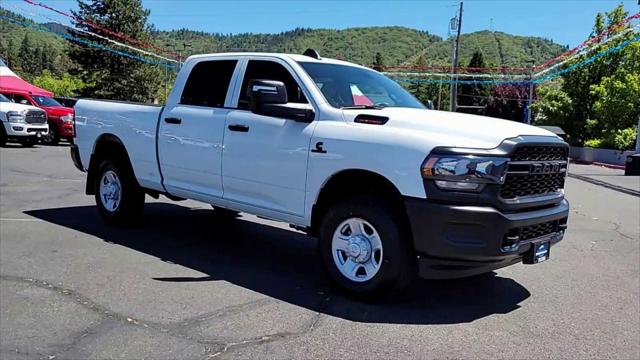 2024 RAM Ram 3500 RAM 3500 TRADESMAN CREW CAB 4X4 64 BOX