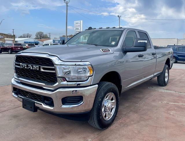 2024 RAM Ram 3500 RAM 3500 TRADESMAN CREW CAB 4X4 8 BOX