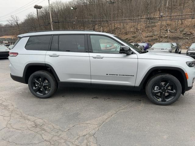2024 Jeep Grand Cherokee GRAND CHEROKEE L LIMITED 4X4
