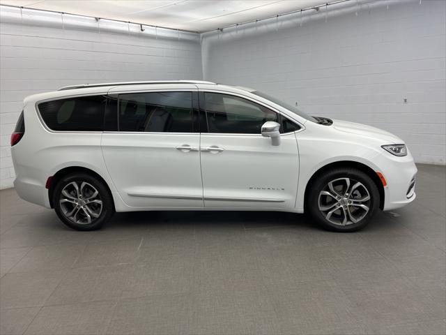 2024 Chrysler Pacifica PACIFICA PINNACLE AWD