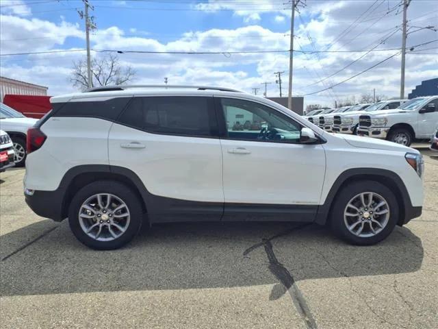 2022 GMC Terrain AWD SLT