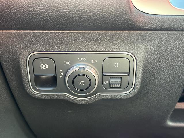 2024 Mercedes-Benz GLB GLB 250