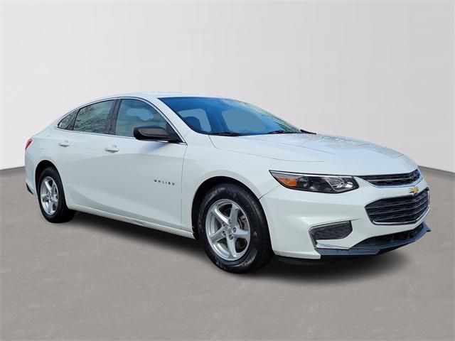 2018 Chevrolet Malibu Ratings, Pricing, Reviews and Awards | J.D. Power