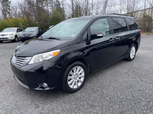 2013 Toyota Sienna Ratings, Pricing, Reviews and Awards | J.D. Power