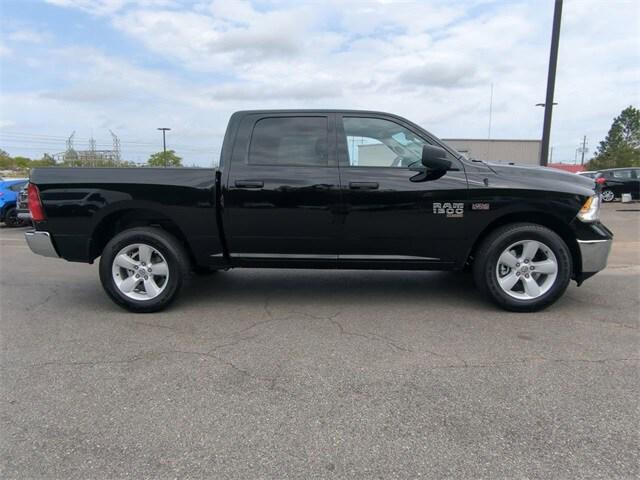 2024 RAM Ram 1500 Classic RAM 1500 CLASSIC TRADESMAN CREW CAB 4X4 57 BOX