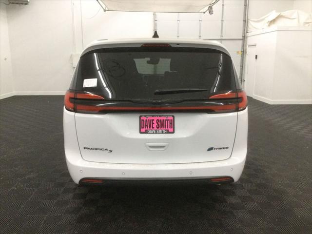 2024 Chrysler Pacifica Hybrid PACIFICA PLUG-IN HYBRID S APPEARANCE