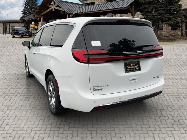 2024 Chrysler Pacifica PACIFICA LIMITED AWD