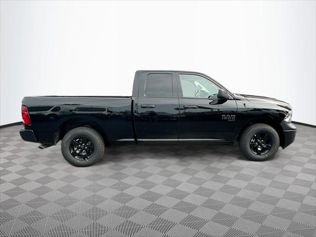 2024 RAM Ram 1500 Classic RAM 1500 CLASSIC TRADESMAN QUAD CAB 4X2 64 BOX