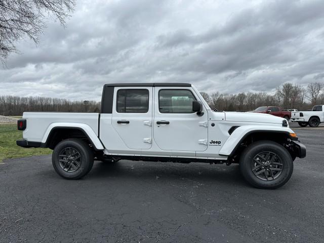 2024 Jeep Gladiator GLADIATOR SPORT S 4X4