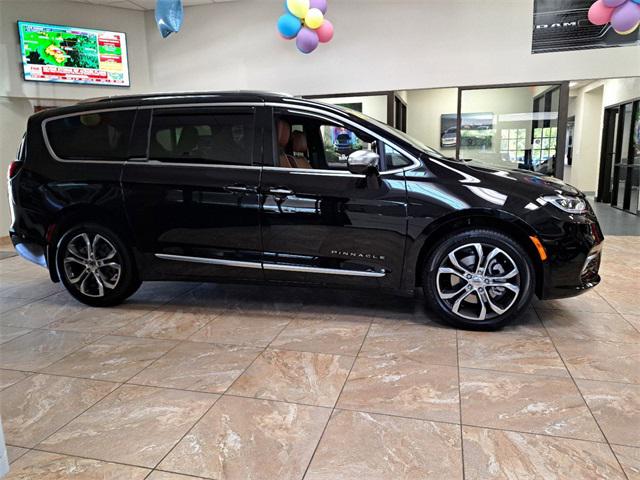 2024 Chrysler Pacifica PACIFICA PINNACLE AWD