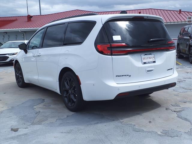 2024 Chrysler Pacifica PACIFICA LIMITED