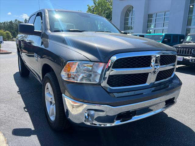 2024 RAM Ram 1500 Classic RAM 1500 CLASSIC TRADESMAN CREW CAB 4X4 57 BOX