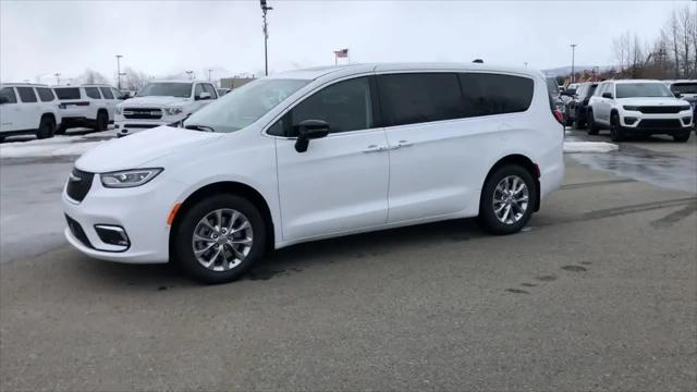 2024 Chrysler Pacifica PACIFICA TOURING L AWD