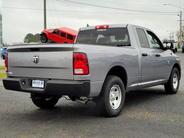 2024 RAM Ram 1500 Classic RAM 1500 CLASSIC TRADESMAN QUAD CAB 4X2 64 BOX