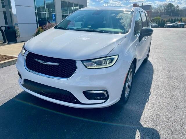 2024 Chrysler Pacifica PACIFICA LIMITED