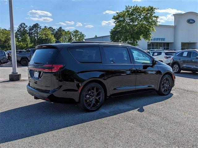 2024 Chrysler Pacifica PACIFICA LIMITED