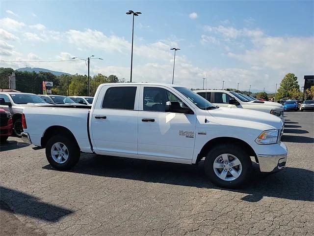 2024 RAM Ram 1500 Classic RAM 1500 CLASSIC TRADESMAN CREW CAB 4X4 57 BOX